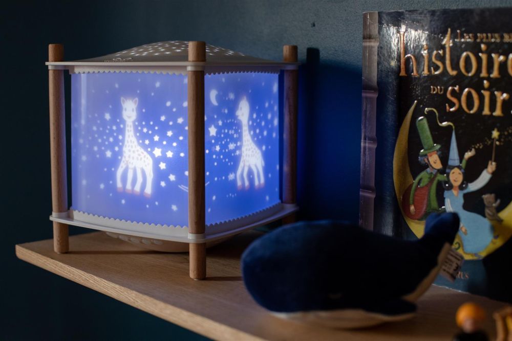 Nacht Licht - Laterne ReVOLUTION 2.0 - Sophie the Giraffe© - Kabellos , Musik, Weinen Detektor, USB Aufladbar