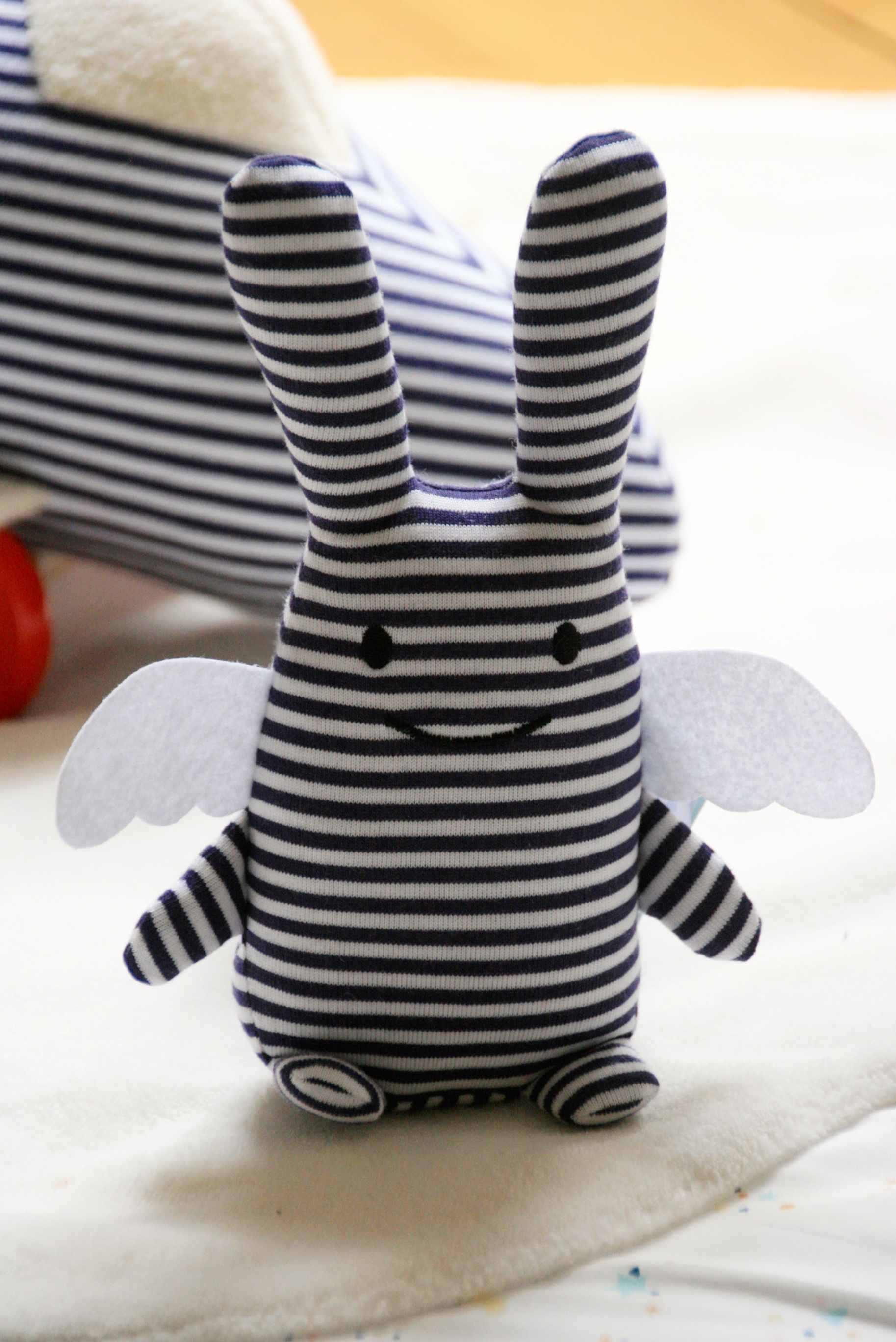 Engelshase Marine Streifen 20 Cm