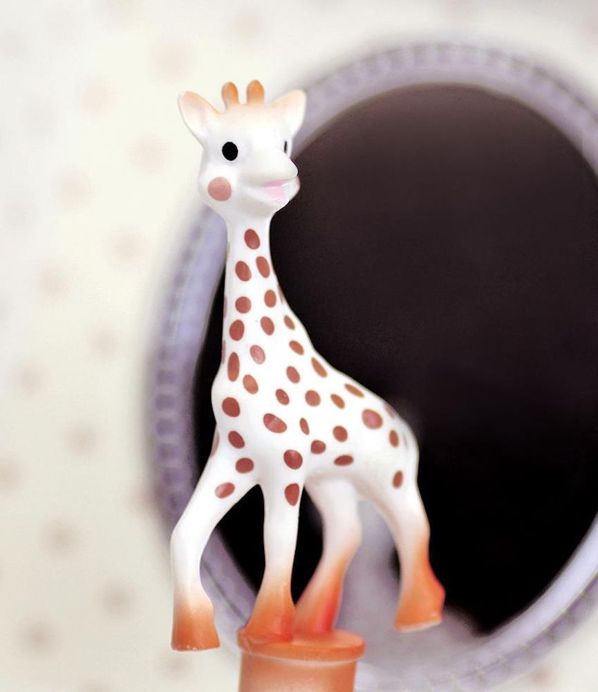 Phosphoreszierende Spieldose Sophie the Giraffe© Milky Way - Leuchtet in der Nacht