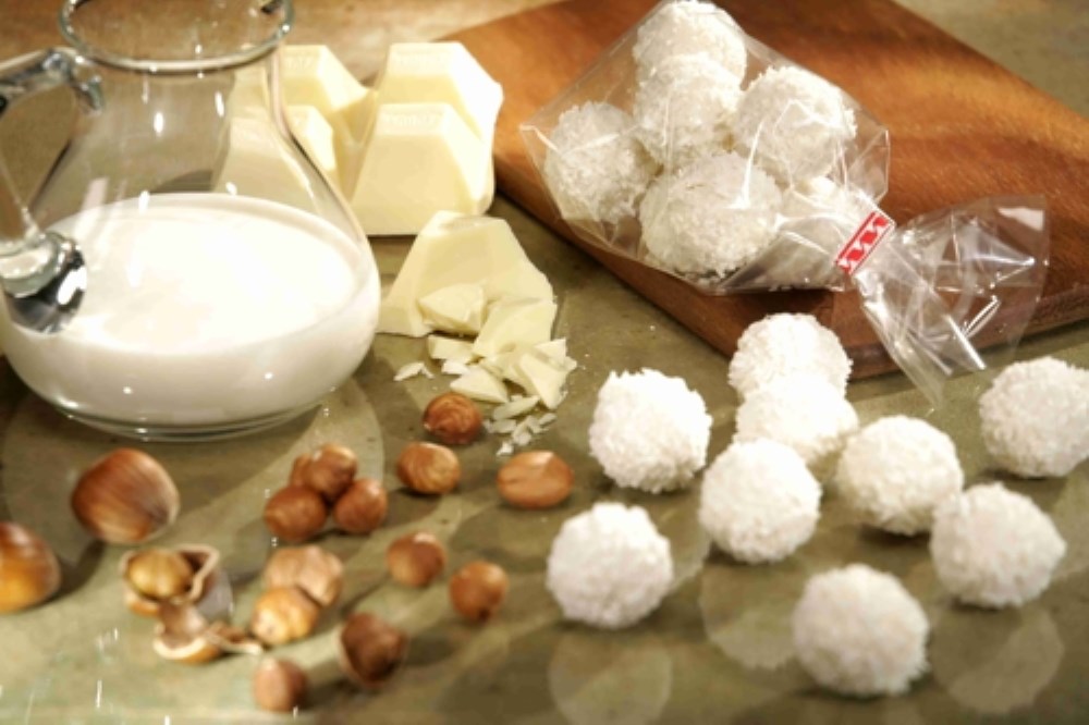 300 Bodenbeutel, PP 17,3 cm x 11,5 cm x 4 cm transparent 300 Bodenbeutel, PP 15 cm x 10 cm x 3,5 cm transparent