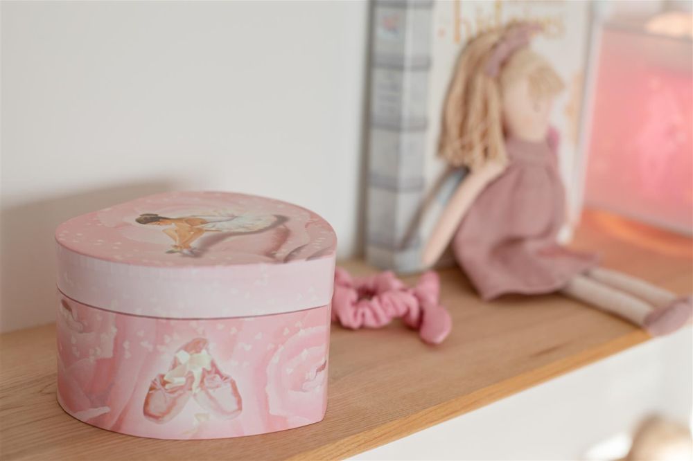 Phosphoreszierende Musikherz groß Tänzerin Rosa - Leuchtet in der Nacht